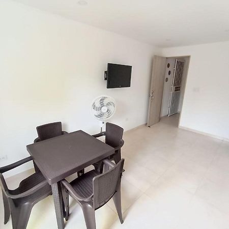 Apartamento Nuevo A Una Cuadra Del Rodadero Gaira Zewnętrze zdjęcie