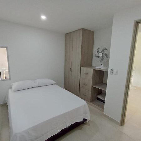 Apartamento Nuevo A Una Cuadra Del Rodadero Gaira Zewnętrze zdjęcie