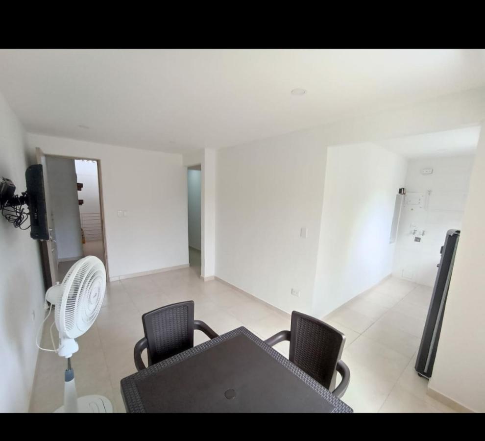 Apartamento Nuevo A Una Cuadra Del Rodadero Gaira Zewnętrze zdjęcie